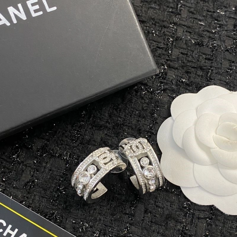Chanel Earrings Unisex 223673
