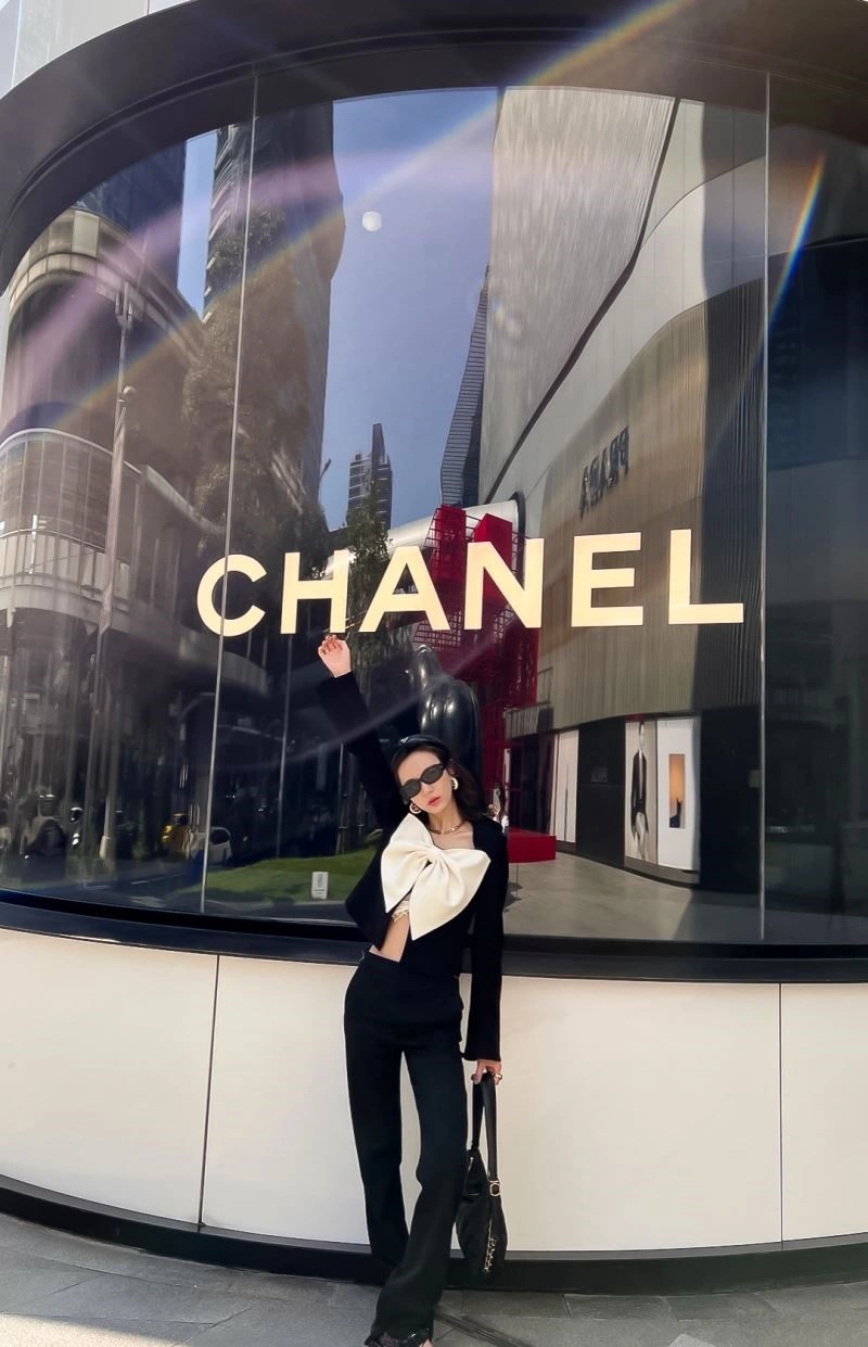 Cozy Chanel Earrings 223691