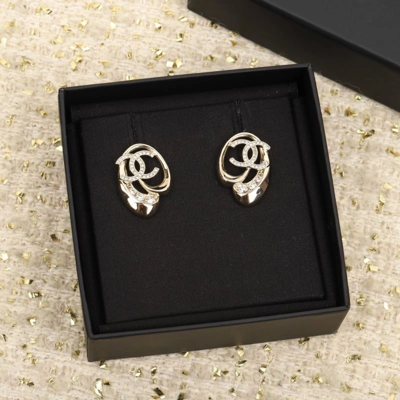 Chanel Earrings Lightweight 223671
