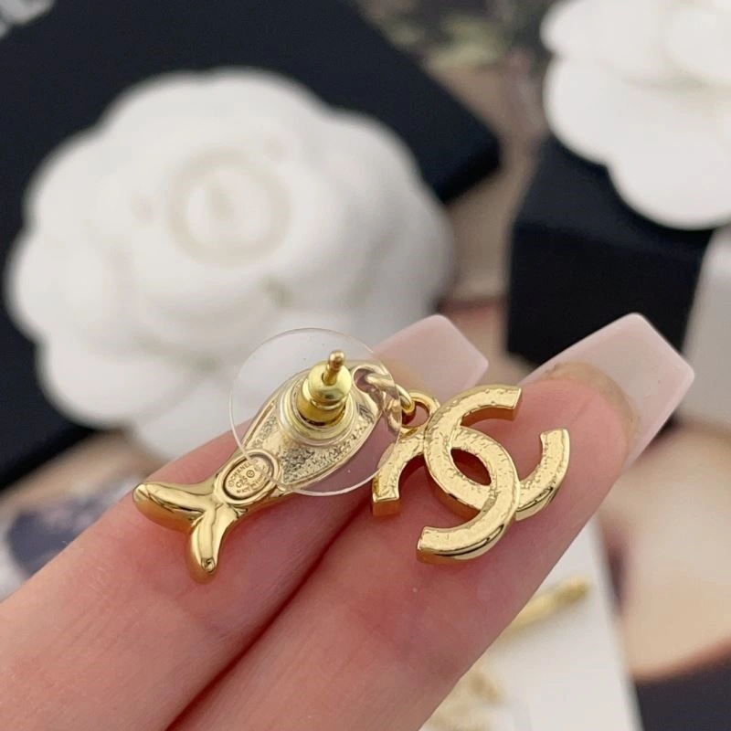 Chanel Earrings Breathable 223687