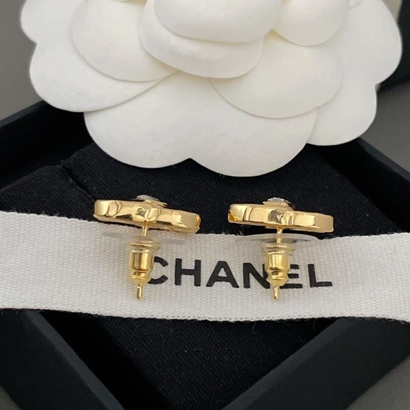 Reliable Chanel Earrings 223682