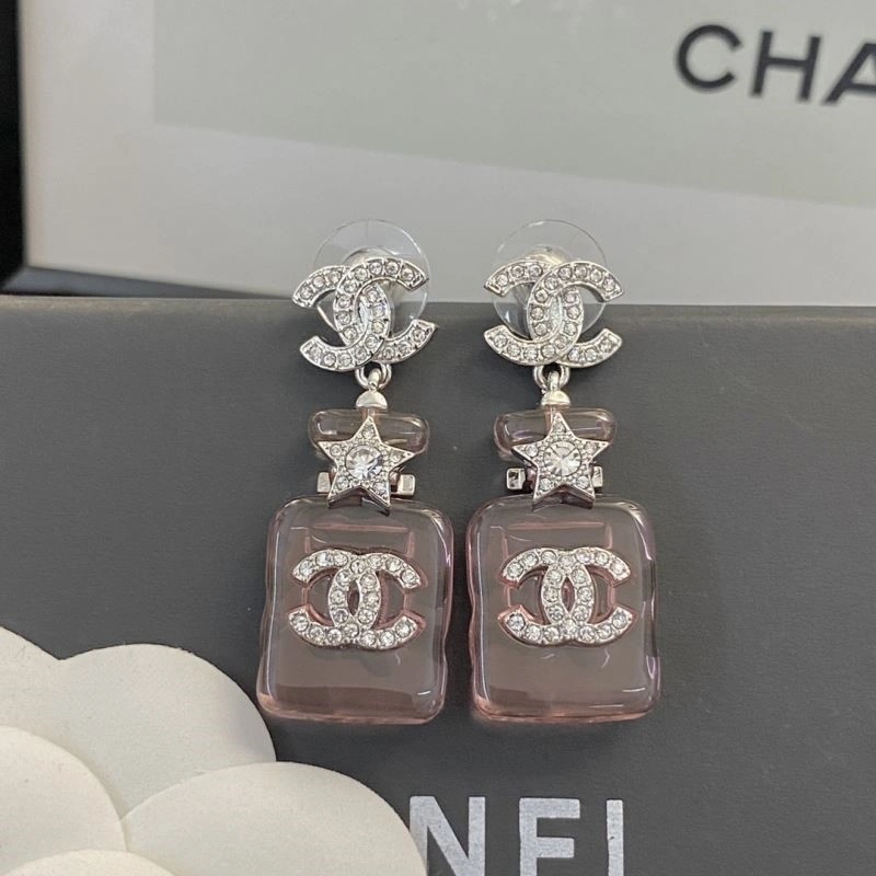 Chic Chanel Earrings 223656