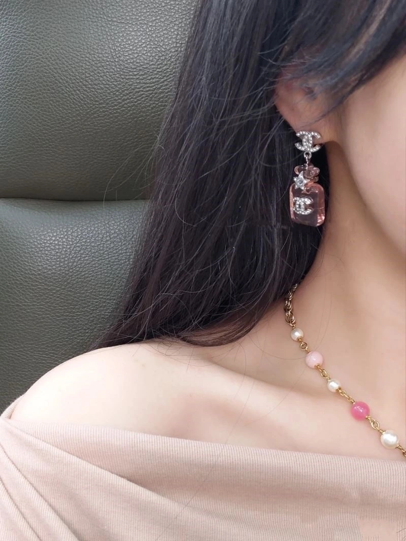 Chic Chanel Earrings 223656