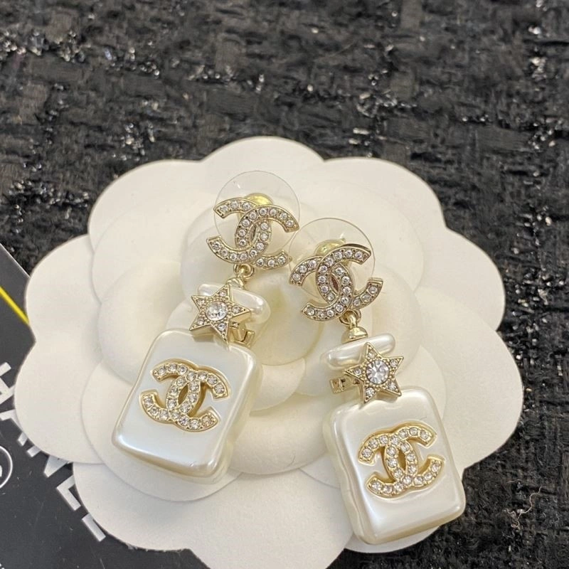Chanel Earrings QuickDry 223675