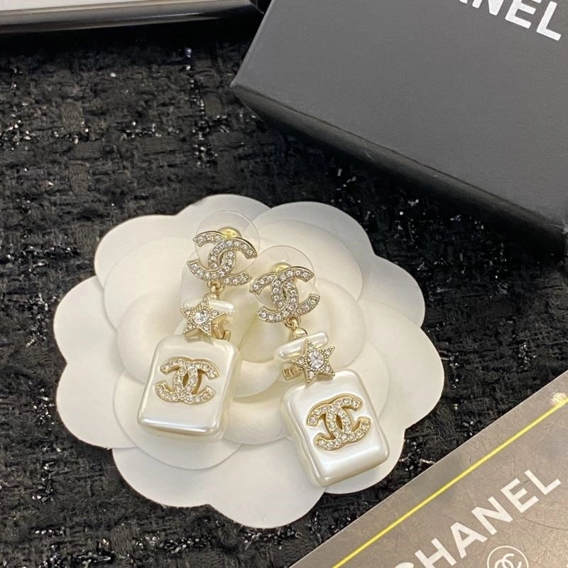 Chanel Earrings QuickDry 223675