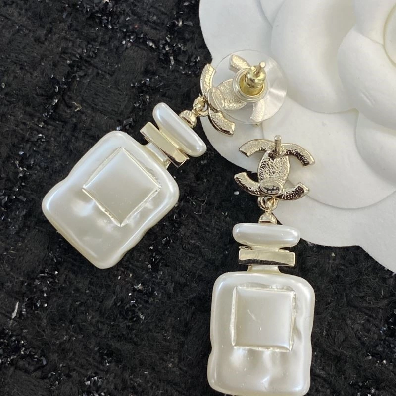 Chanel Earrings QuickDry 223675