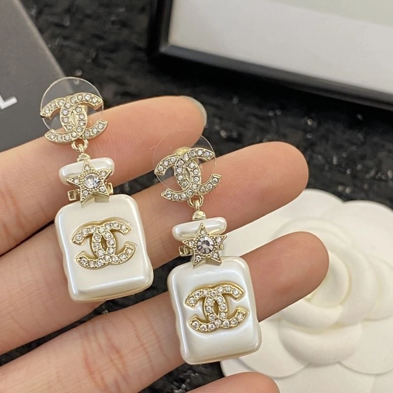 Chanel Earrings QuickDry 223675