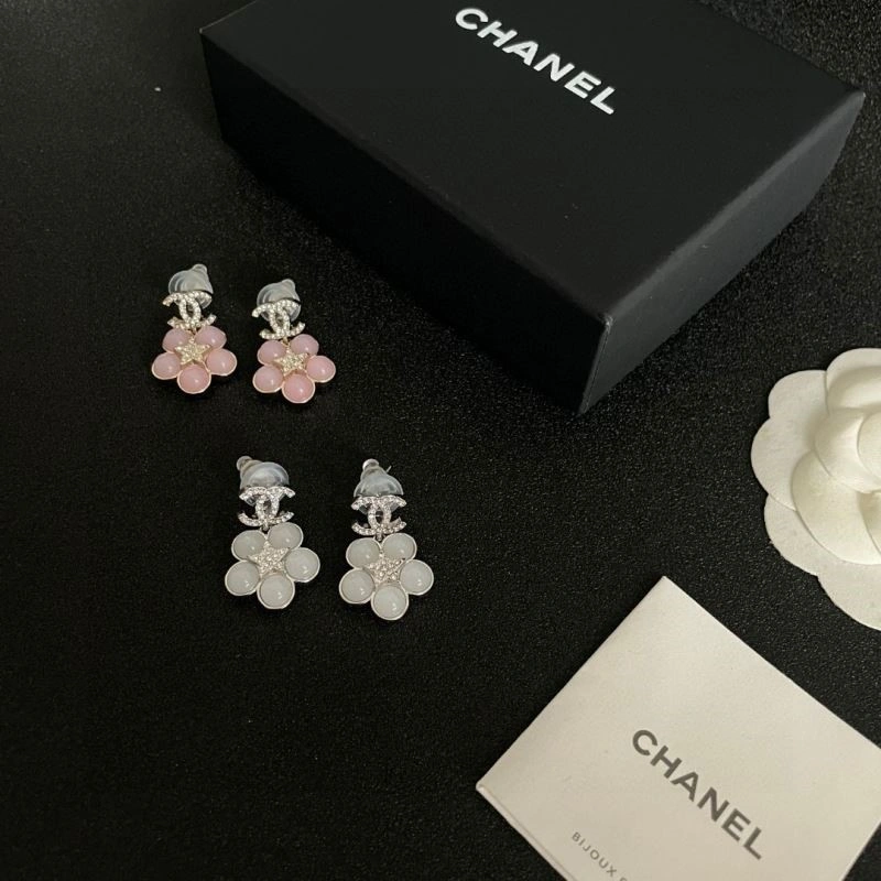 Breathable Chanel Earrings 223651