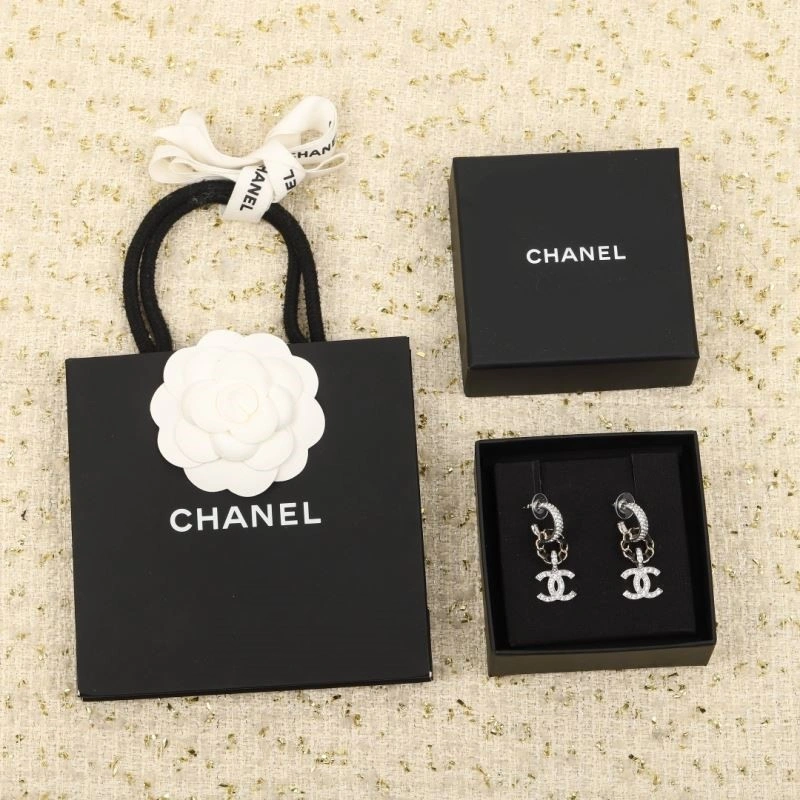 Compact Chanel Earrings 223677
