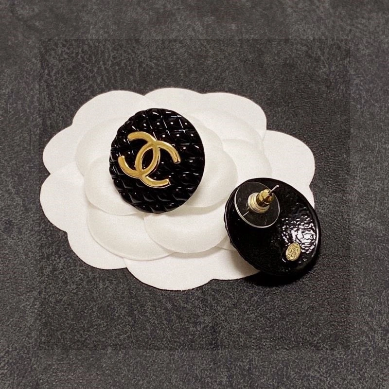 Chanel Earrings Trendsetting 223659