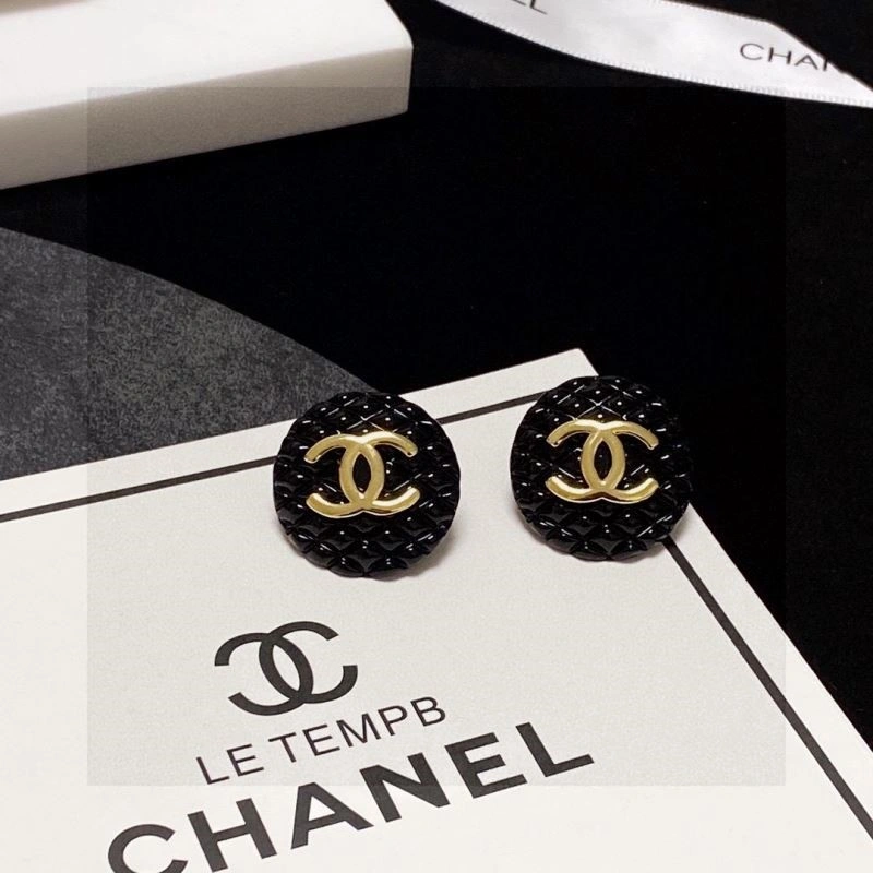 Chanel Earrings Trendsetting 223659
