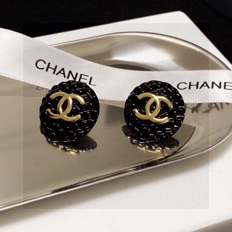 Chanel Earrings Trendsetting 223659