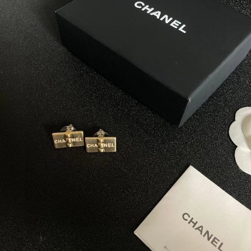 Chanel Earrings Elegant 223653