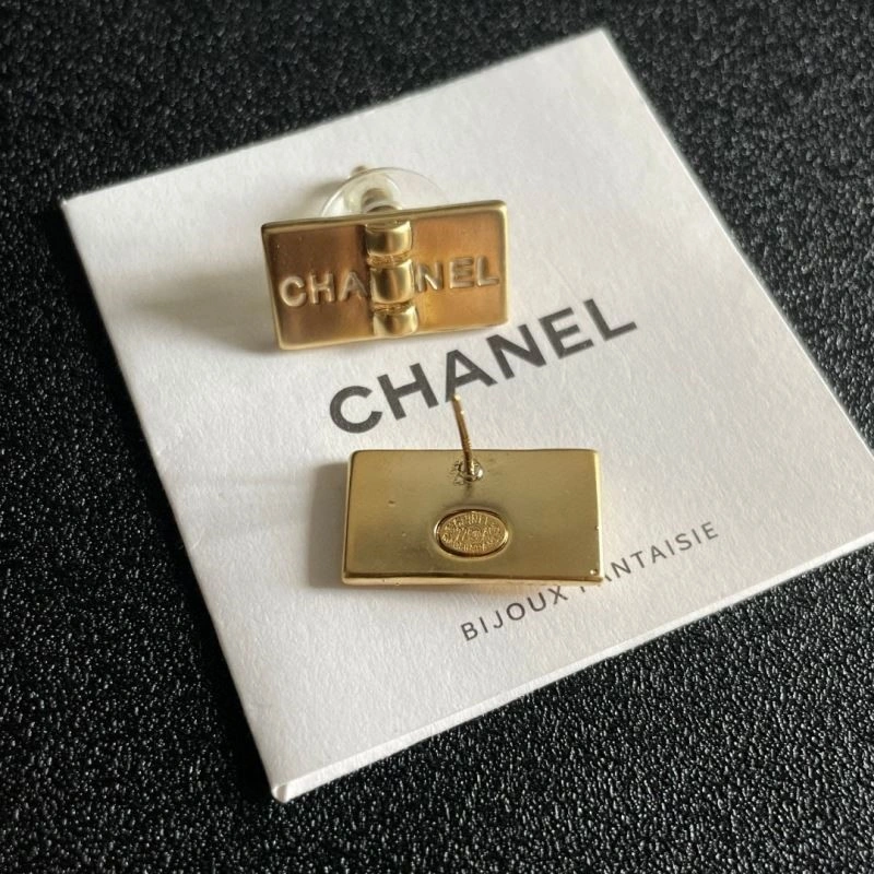 Chanel Earrings Elegant 223653
