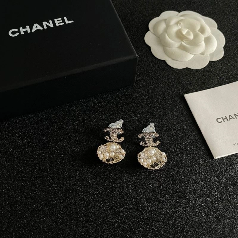 Durable Chanel Earrings 223646