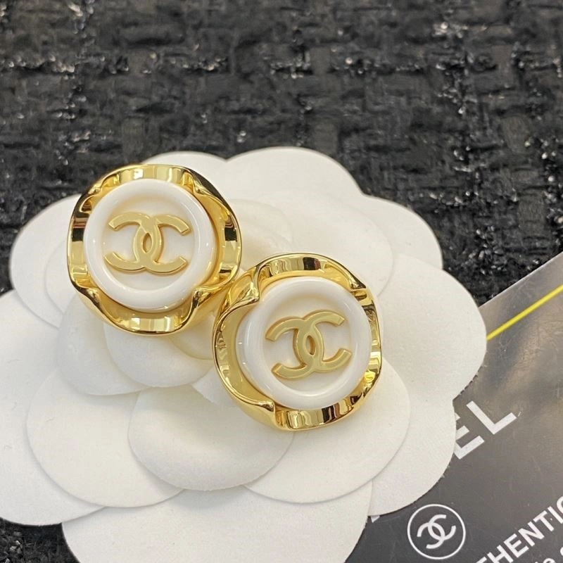 Chanel Earrings Affordable 223718