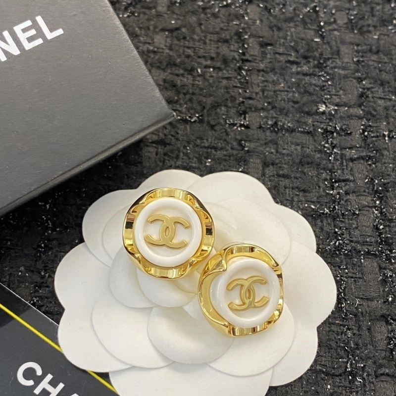 Chanel Earrings Affordable 223718