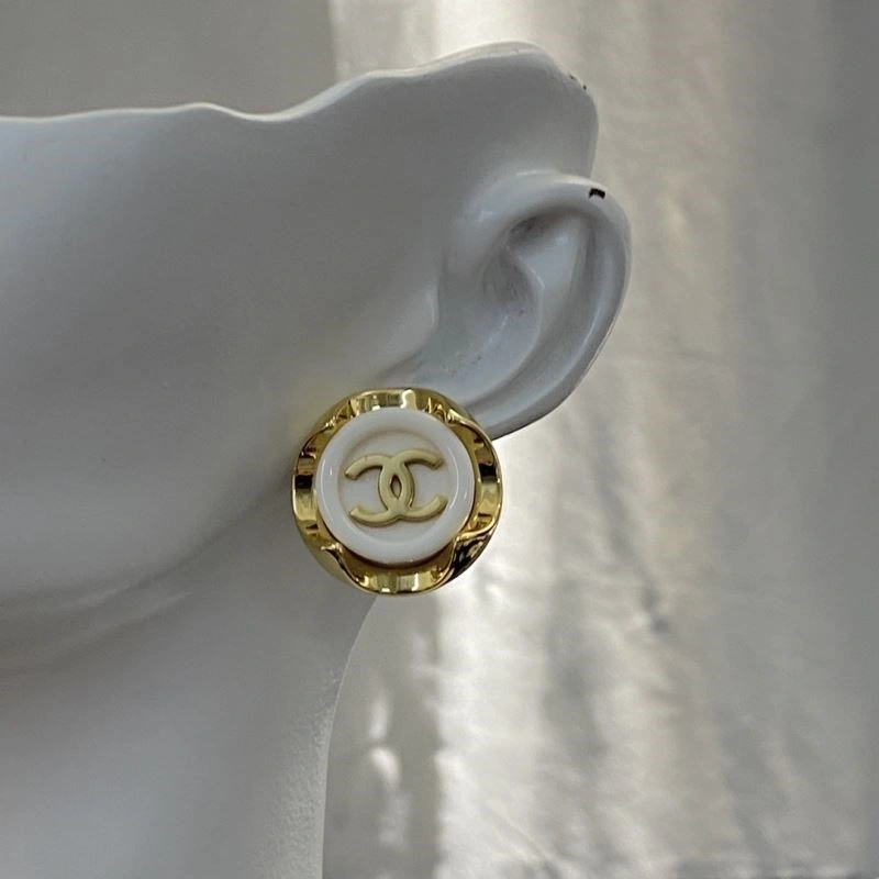 Chanel Earrings Affordable 223718