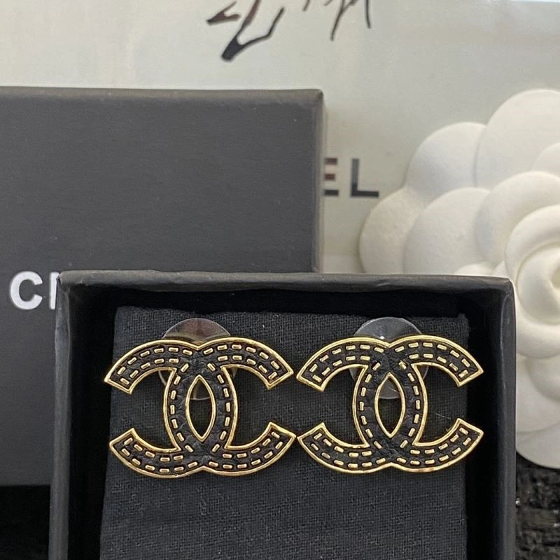 Chanel Earrings TravelReady 223641
