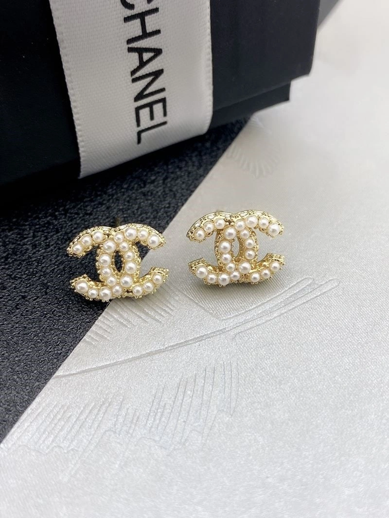 Refined Chanel Earrings 223638