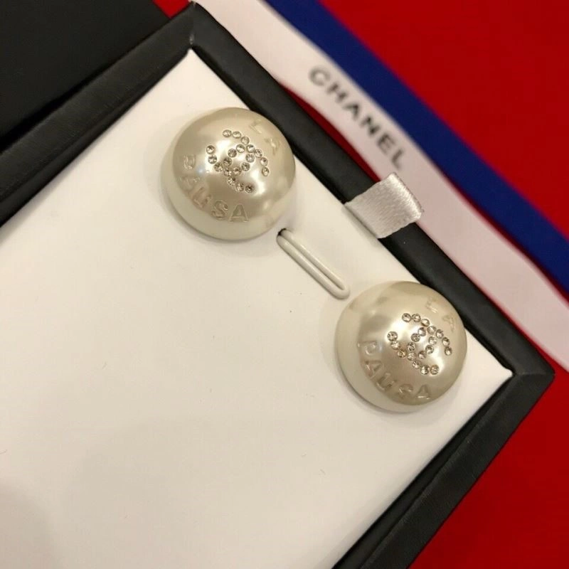 Chanel Earrings Stylish 223631
