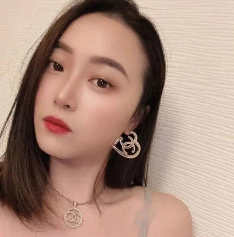 Chanel Earrings Affordable 223609
