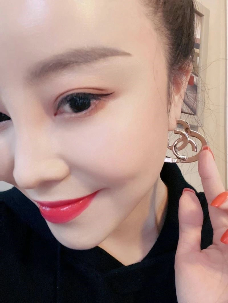 Chanel Earrings Affordable 223609