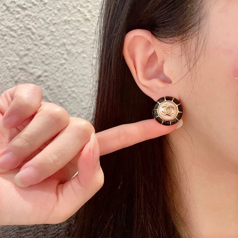 Chanel Earrings Unisex 223615