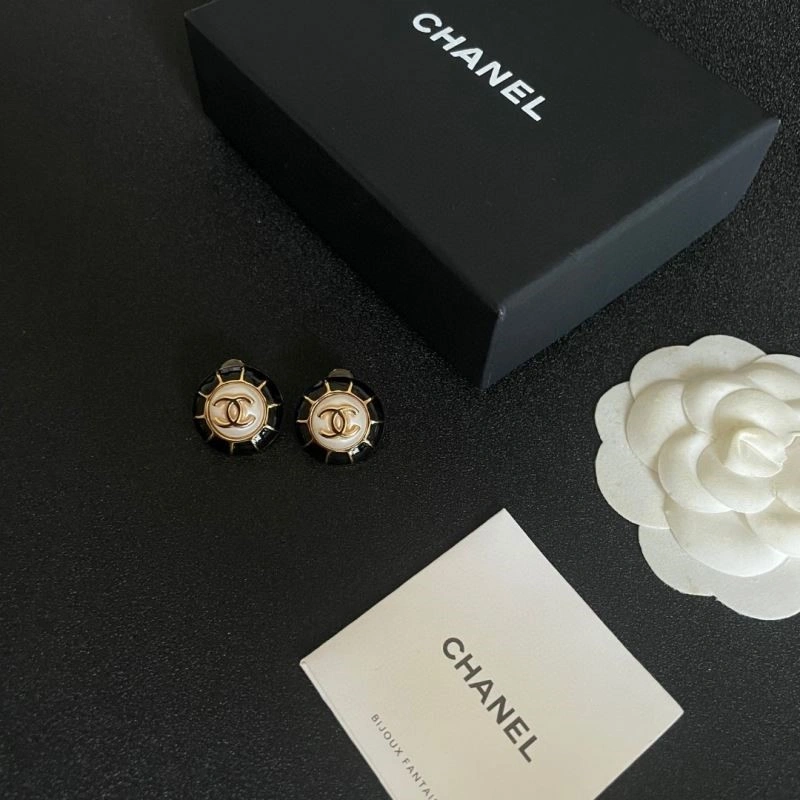 Chanel Earrings Unisex 223615