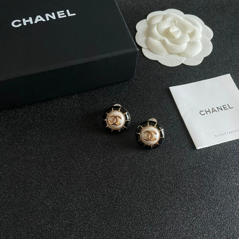 Chanel Earrings Unisex 223615
