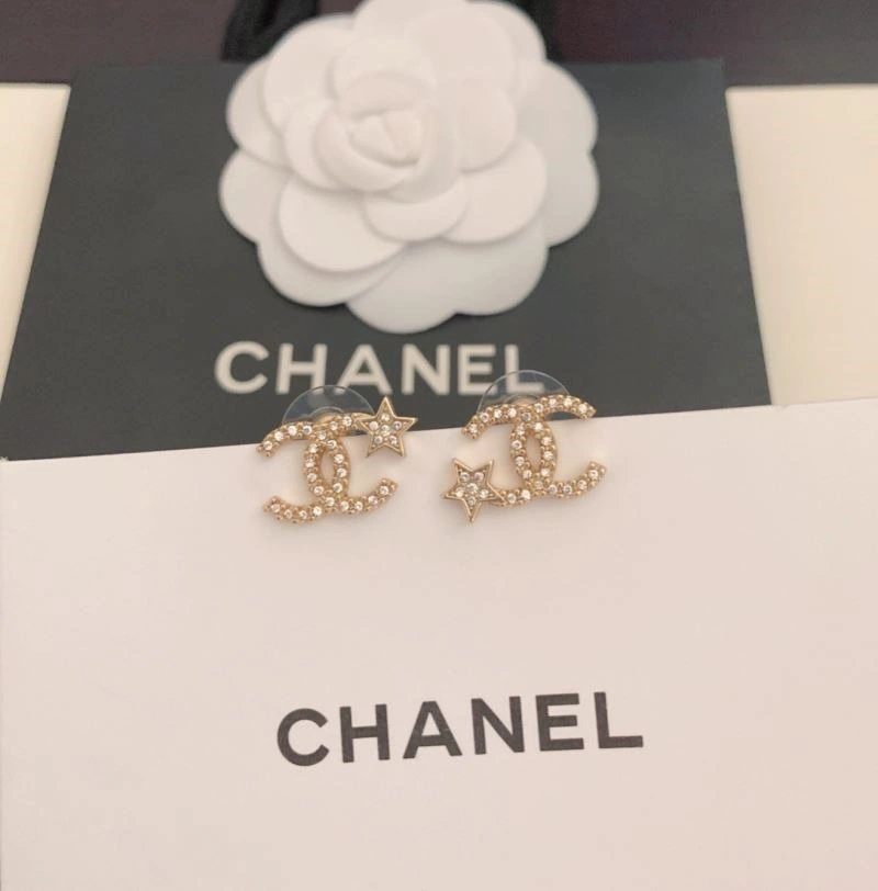 HighPerformance Chanel Earrings 223613
