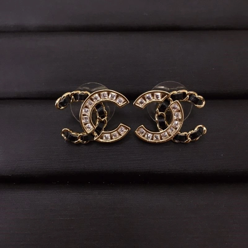 Chanel Earrings Sleek 223598