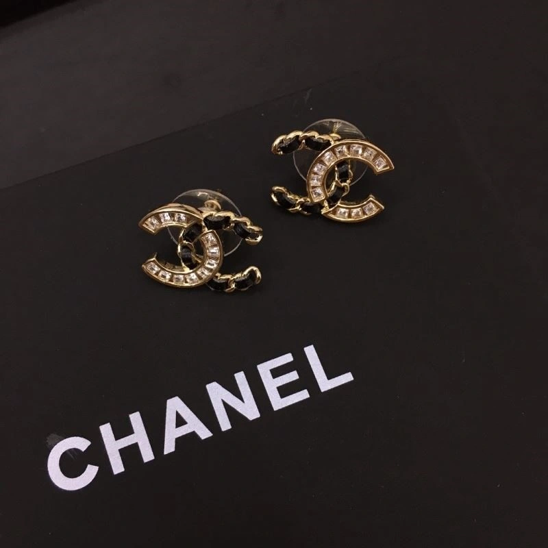 Chanel Earrings Sleek 223598