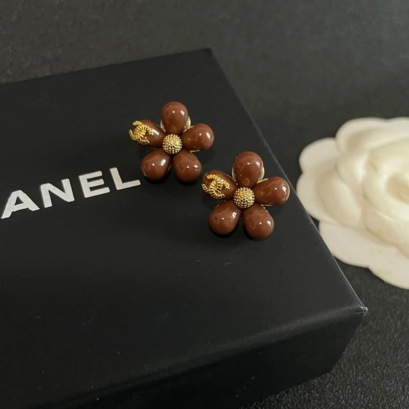 Cozy Chanel Earrings 223605