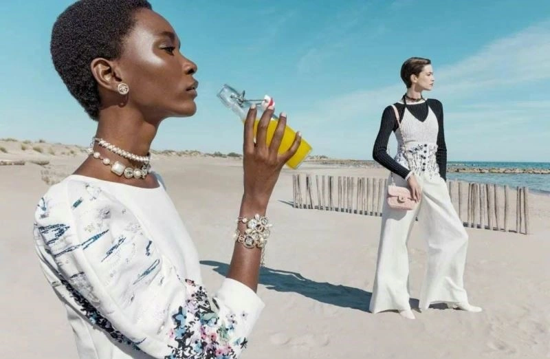 Chanel Earrings WeatherProof 223619