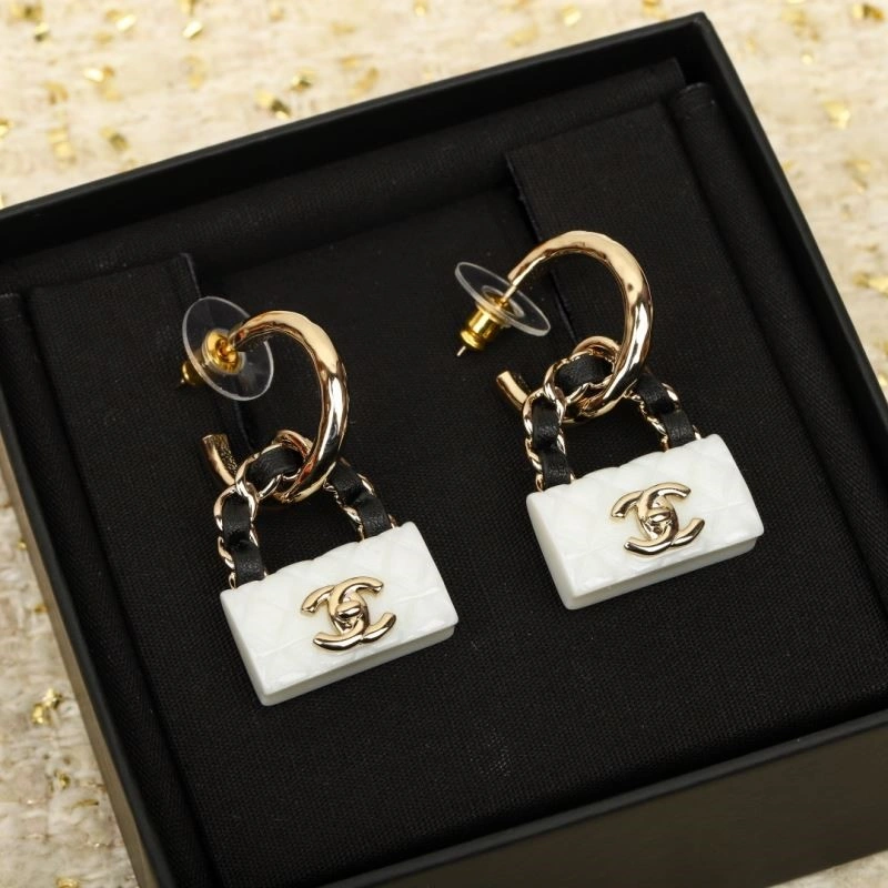 Chanel Earrings Flexible 223662