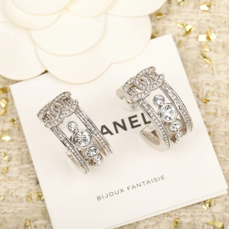 Compact Chanel Earrings 223599