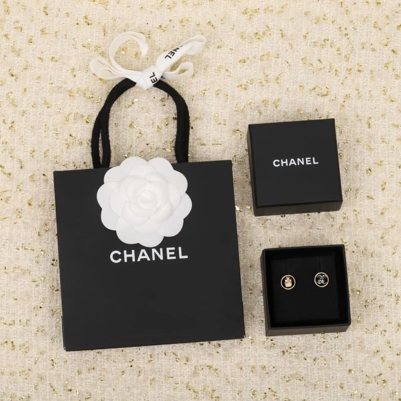 Chanel Earrings SoftTouch 223665