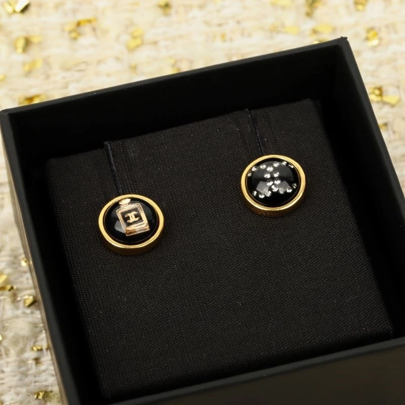 Chanel Earrings UrbanChic 223591