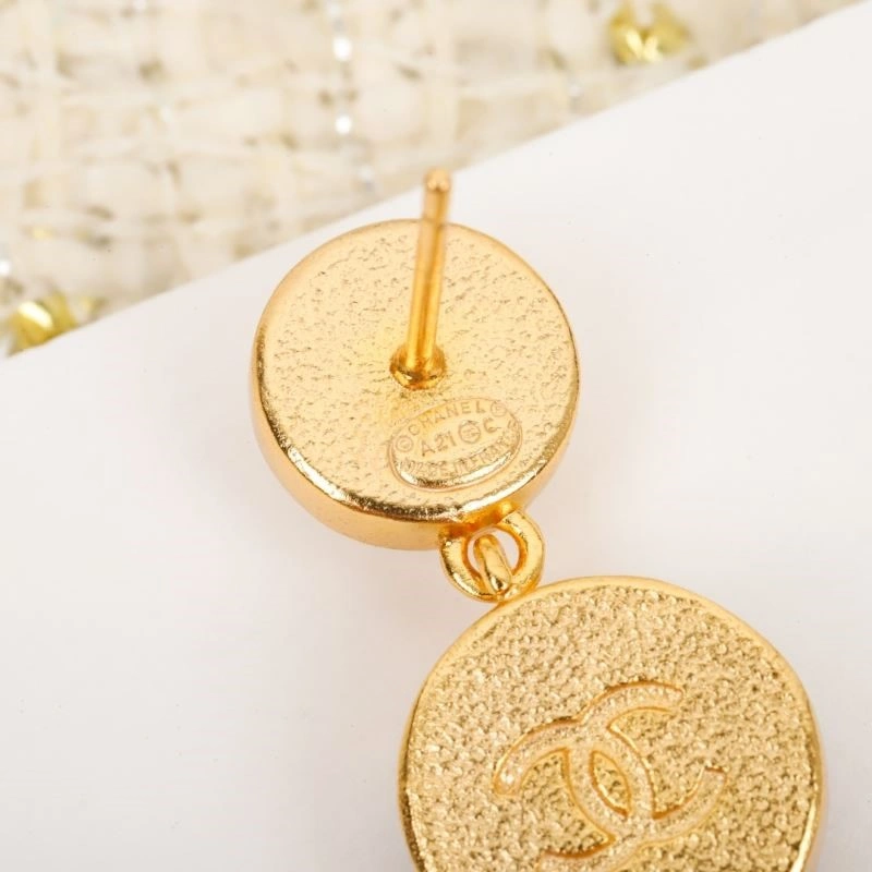 Chanel Earrings Lightweight 223585