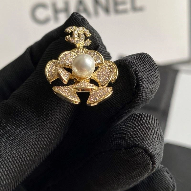 Chanel Earrings HighQuality 223076