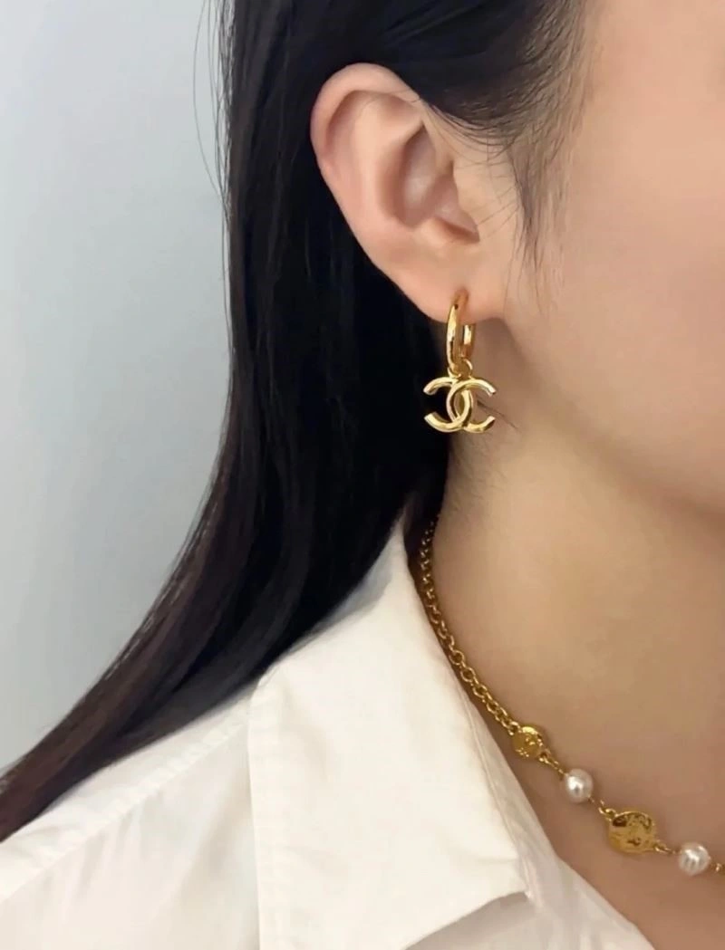 RelaxedFit Chanel Earrings 223065