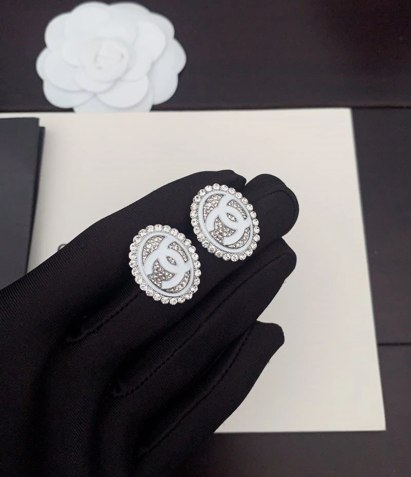 Chanel Earrings Cozy 223079
