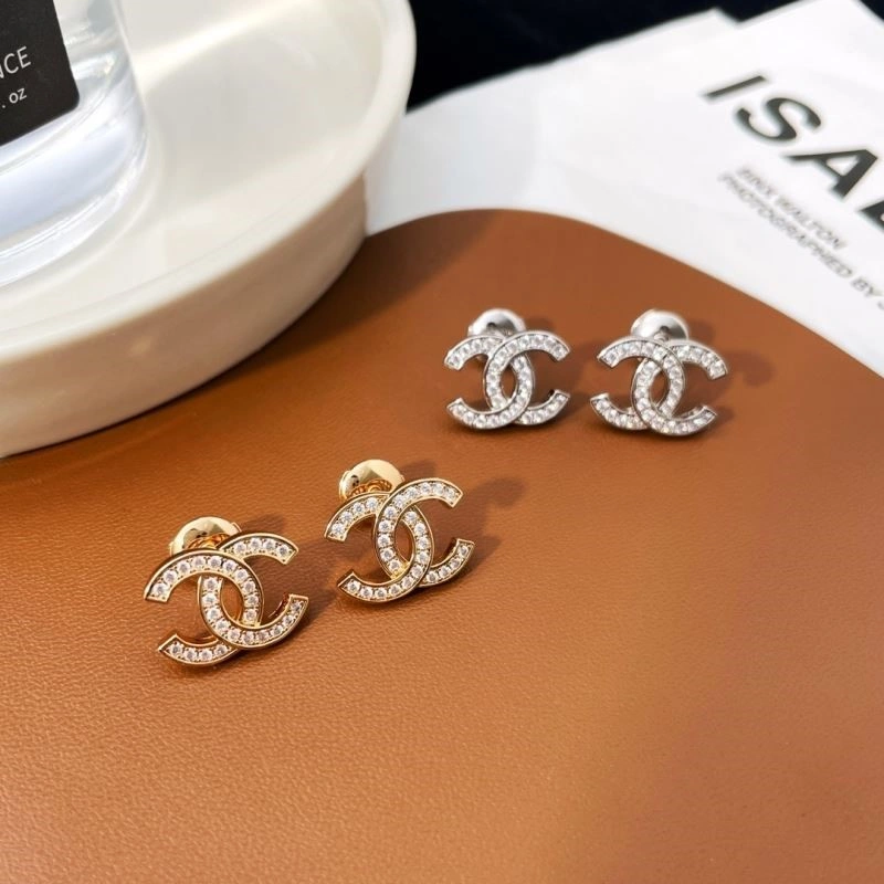 Chanel Earrings Comfortable 223051