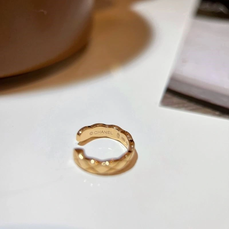 Durable Chanel Earrings 223057