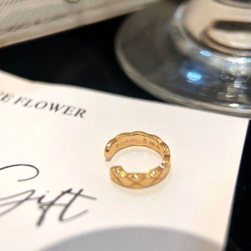 Durable Chanel Earrings 223057