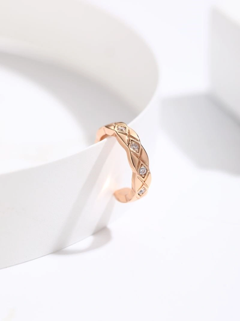 Chanel Earrings Comfortable 223066