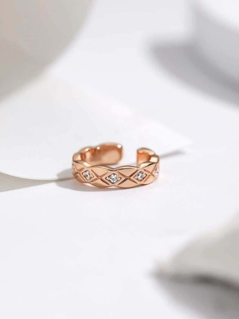 Chanel Earrings Comfortable 223066
