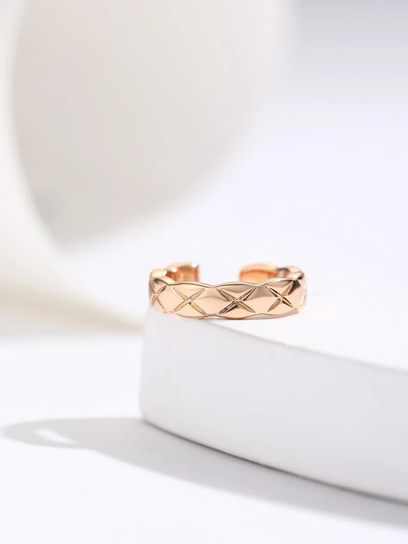 Casual Chanel Earrings 223055