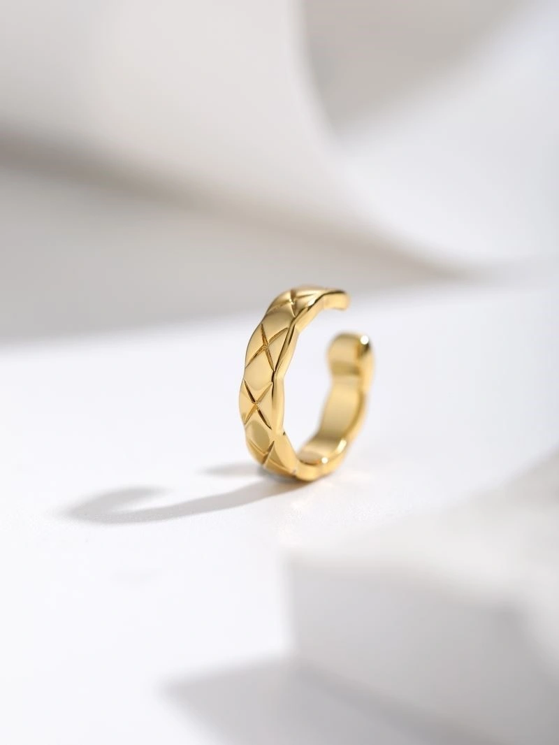 Chanel Earrings Lightweight 223052
